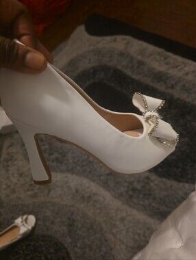 SHEIN White High Heel Pumps with Crystal Bow Accent
